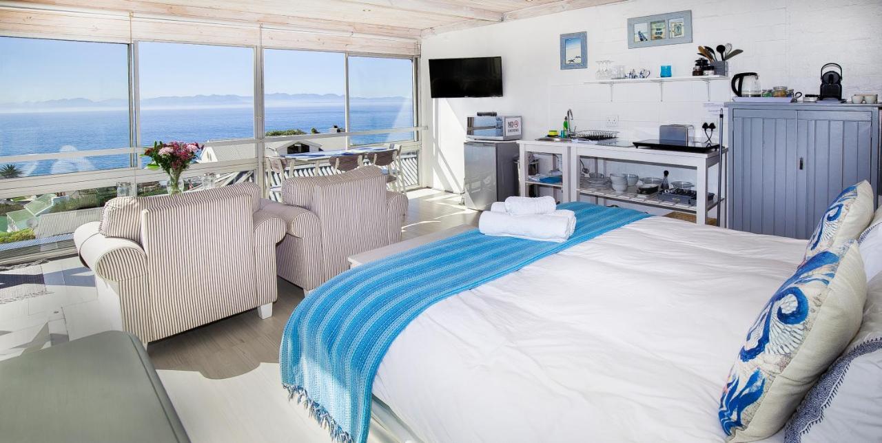Penguins View Guesthouse Саймонстаун Экстерьер фото