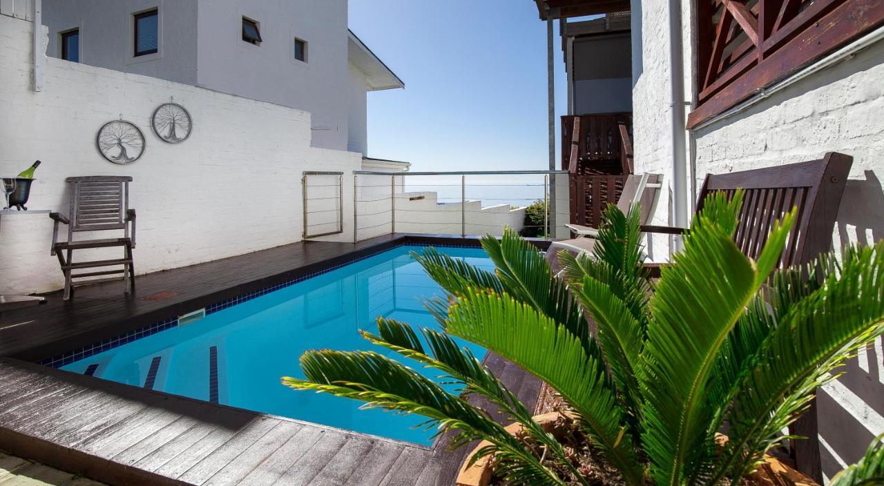 Penguins View Guesthouse Саймонстаун Экстерьер фото